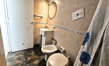 PH 3 Ambientes San Cayetano con Patio Luminoso