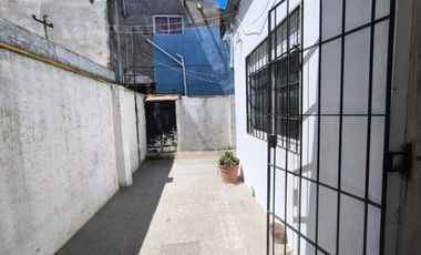 PH 3 Ambientes San Cayetano con Patio Luminoso