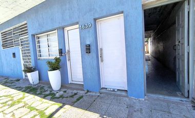 PH 3 Ambientes San Cayetano con Patio Luminoso