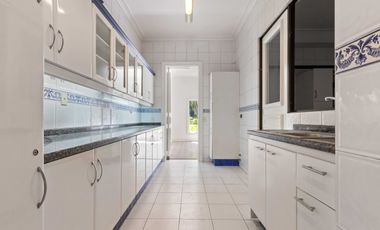 Casa en arriendo en LAS CONDES