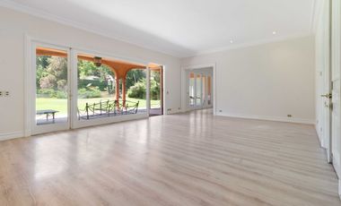 Casa en arriendo en LAS CONDES