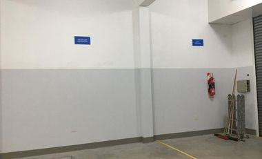 VENTA EDIFICIO DEPOSITO Y 2 DEPARTAMENTOS 3 AMBS