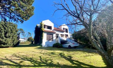 Venta casa 5 amb c/pileta - Sierra de Los Padres