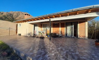 SE VENDE CASA ALTOS DEL PORTEZUELO