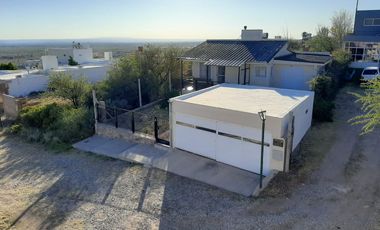 SE VENDE CASA ALTOS DEL PORTEZUELO