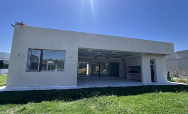 Casa en  Fincas del Alba Canning