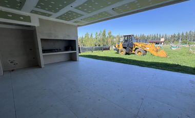 Casa en  Fincas del Alba Canning