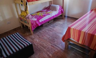 Casa en venta - 2 Dormitorios 1 Baño - 70mts2 - Mar Del Tuyu