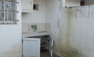 Departamento en venta - 2 dormitorios 1 baño - terraza - 70 mts2 - Las Toninas