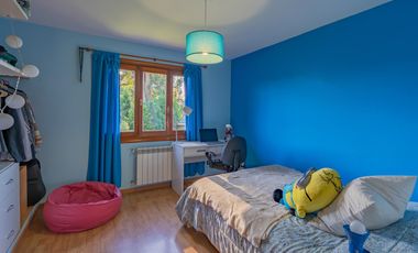 Casa 5 ambientes sobre lote de 1.200 m2 en barrio Montemar