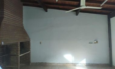 Edificio de Departamentos y Local comercial en Posadas Misiones