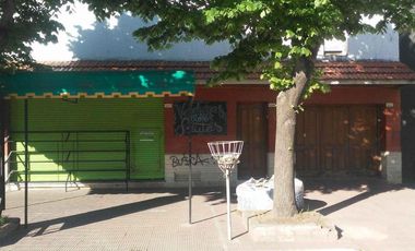 Casa en venta - 2 dormitorios 2 baños - 700mts2 - Necochea