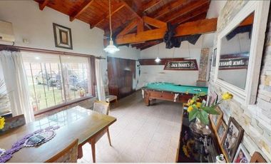 Casa en venta - 4 dormitorios 3 baños - quincho pileta parrilla - 1500mts2 - Tortuguitas