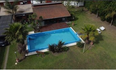 Casa en venta - 4 dormitorios 3 baños - quincho pileta parrilla - 1500mts2 - Tortuguitas