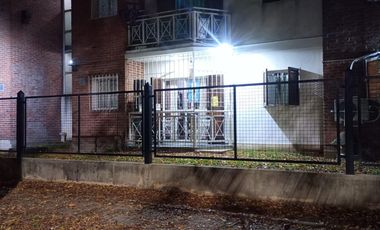 PH en venta - 2 Dormitorios 1 Baño - 52Mts2 - Monte Grande