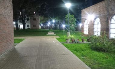 PH en venta - 2 Dormitorios 1 Baño - 52Mts2 - Monte Grande