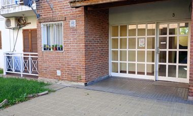 PH en venta - 2 Dormitorios 1 Baño - 52Mts2 - Monte Grande