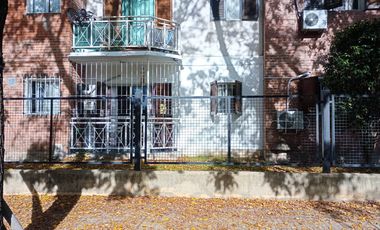 PH en venta - 2 Dormitorios 1 Baño - 52Mts2 - Monte Grande