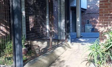 PH en venta - 2 Dormitorios 1 Baño - 52Mts2 - Monte Grande