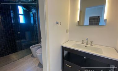 Casa en venta en Barrio Los Troncos en una planta con 3 dormitorios. Berazategui. Toma permuta.