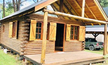 CASA ESTILO CABAÑA EN LA CALETA