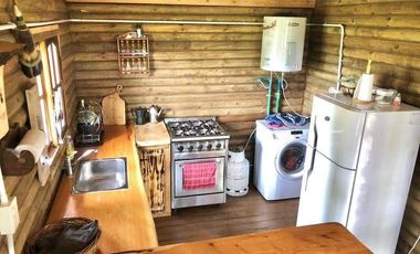 CASA ESTILO CABAÑA EN LA CALETA