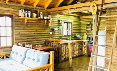 CASA ESTILO CABAÑA EN LA CALETA