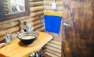 CASA ESTILO CABAÑA EN LA CALETA