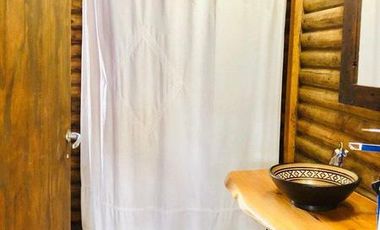 CASA ESTILO CABAÑA EN LA CALETA