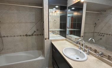 Casa en barrio El Mirador