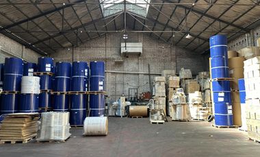 Venta Depósito de 750 m2 cubiertos en Sarandi