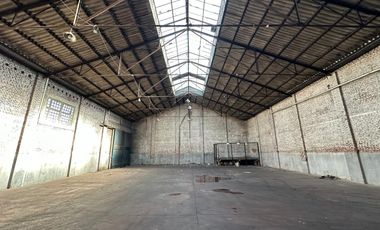 Venta Depósito de 750 m2 cubiertos en Sarandi