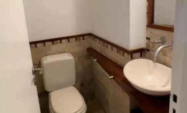 Departamento en venta - 3 Dormitorios 2 Baños - Lomas de Zamora