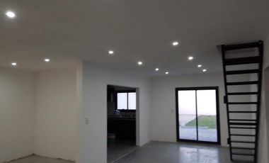 Casa en venta - 3 dormitorios 1 baño - 200mts2  - Florencio Varela
