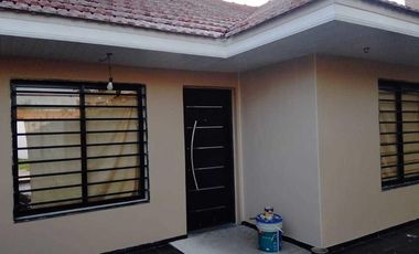 Casa en venta - 3 dormitorios 1 baño - 200mts2  - Florencio Varela