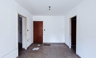 Departamento en venta - 2 dormitorios 1 baño - 70mts2 - La Plata