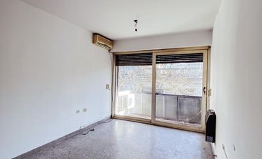 Departamento en venta - 2 dormitorios 1 baño - 70mts2 - La Plata