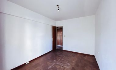 Departamento en venta - 2 dormitorios 1 baño - 70mts2 - La Plata