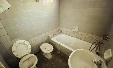 Departamento en venta - 2 dormitorios 1 baño - 70mts2 - La Plata