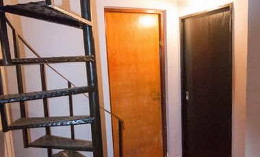 Ph en venta - 3 dormitorios 1 baño - 69mts2 cubiertos - Lomas Del Mirador