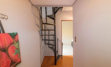 Ph en venta - 3 dormitorios 1 baño - 69mts2 cubiertos - Lomas Del Mirador