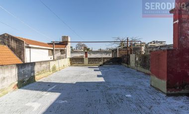 Casa y Departamento en Bernal