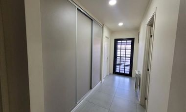 Casa en venta - 3 Dormitorios 2 Baños - Oficinas - Cochera - 416Mts2 - Saladillo