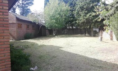 Casa en venta - 5 habitaciones 5 baños - 3 cocheras  - 480mts2 - Mar De Ajo