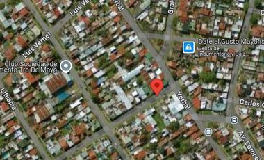 Casa en venta - 2 dormitorios 1 baño - 120mts2 - Lanús