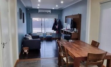 Casa en venta - 2 dormitorios 1 baño  -  patio pileta parrilla - 900mts2- Florencio Varela