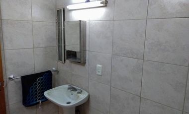 Casa en venta - 4 dormitorios 2 baños - patio - 130 mts2 - Luis Guillon