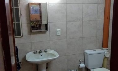 Casa en venta - 4 dormitorios 2 baños - patio - 130 mts2 - Luis Guillon