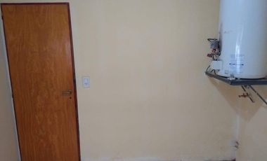 Casa en venta - 4 dormitorios 2 baños - patio - 130 mts2 - Luis Guillon