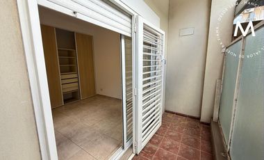 Departamento en venta de 2 ambientes con patio - Villa Ballester Centro